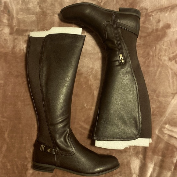 Anne Klein Boots - Picture 1 of 7